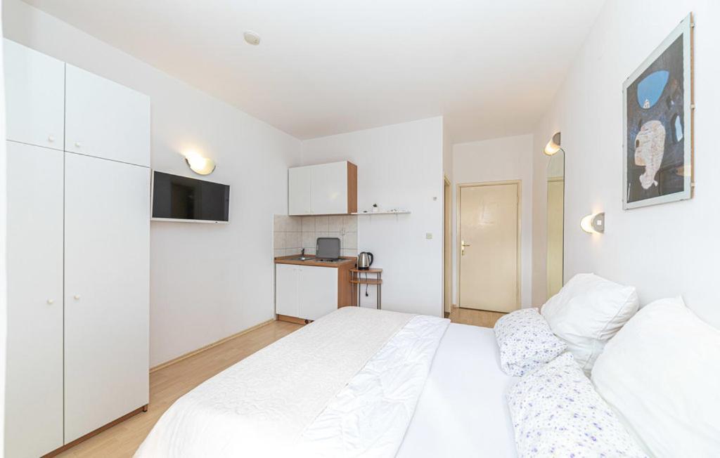 Apartments Ruza Kastela Exterior photo