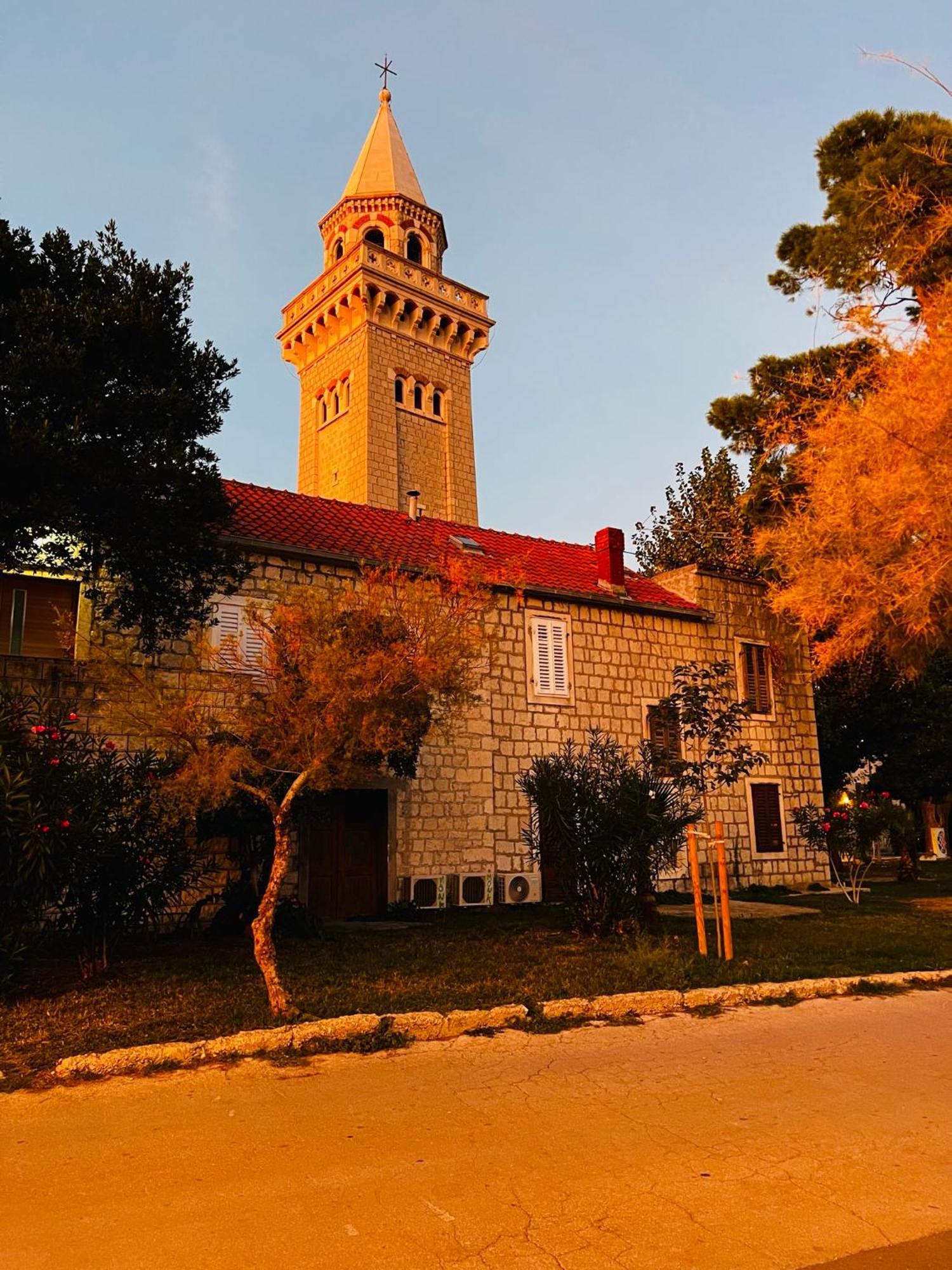Apartments Ruza Kastela Exterior photo