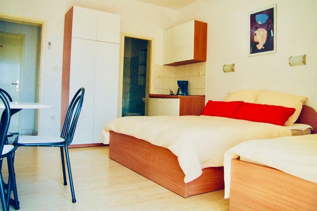Apartments Ruza Kastela Exterior photo
